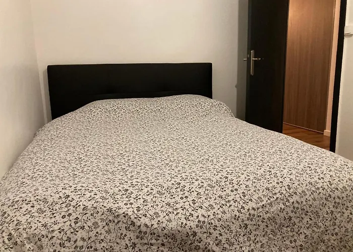 Holiday home Maison De Charme Pessac